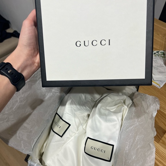 Gucci Ace Bee Sneakers - Picture 7 of 7